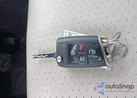 2018 Volkswagen Tiguan 2.0T Se/2.0T Sel z USA, uszkodzony, nr VIN 3VV2B7AX8JM214547